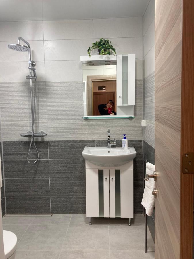 Victor'S Suite , With Private Parking Варна Екстер'єр фото